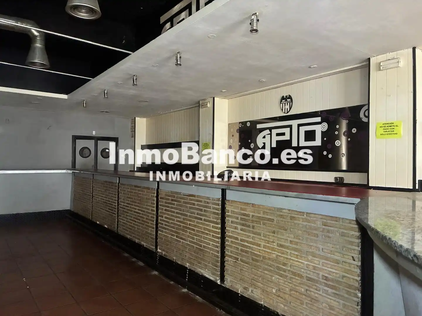Commercial properties for sale in La Pobla Llarga  with Terrace