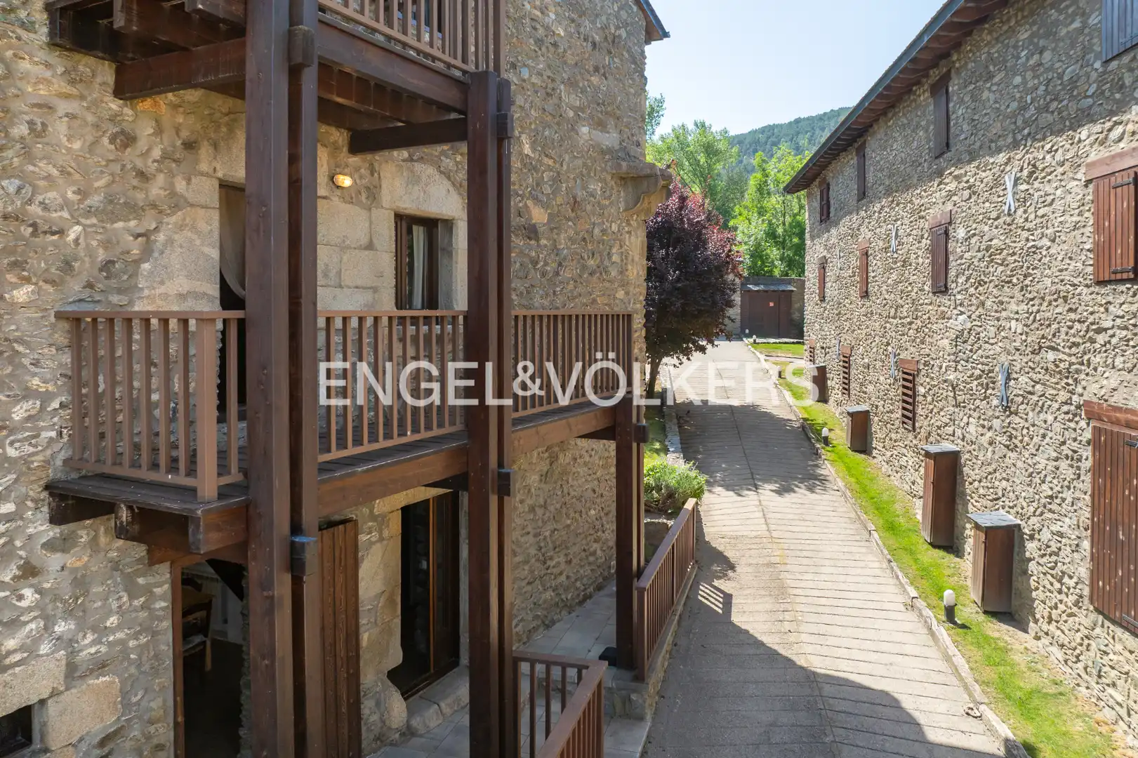 Terraza de Casa adosada en venta en Fontanals de Cerdanya con Calefacción, Parquet y Terraza