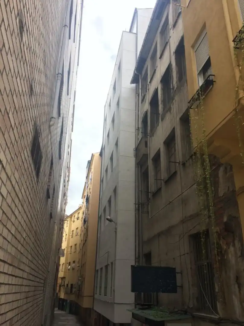 Vista exterior de Edifici en venda en Ponferrada