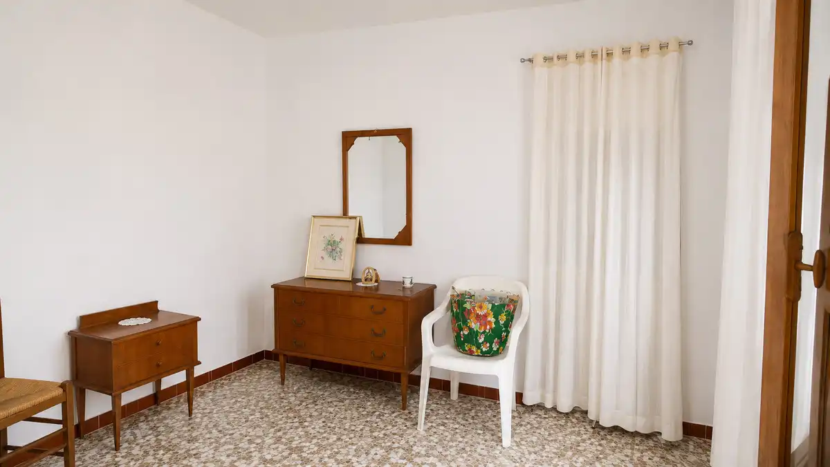 Casa rústica amb jardí en venda a Avenida Juan Carlos I, imagen 8