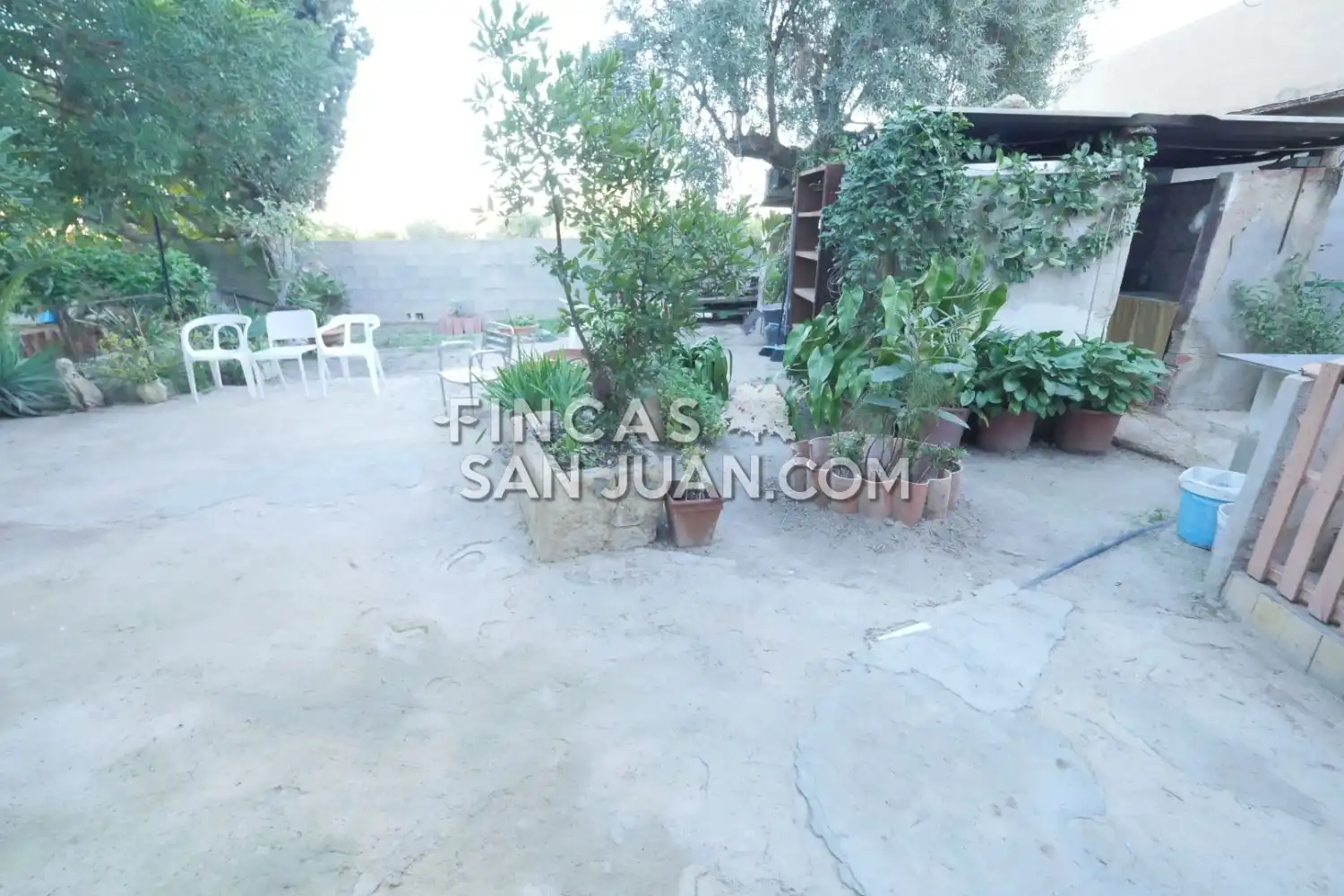 Chalet con jardín en venta en Partidas de Alicante, imagen 14