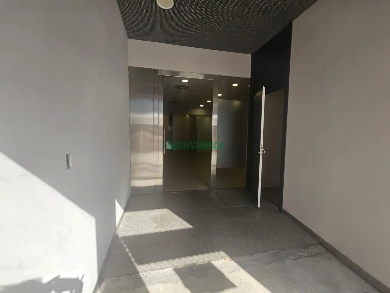 Commercial properties for rent in Vigo   with Air Conditioner