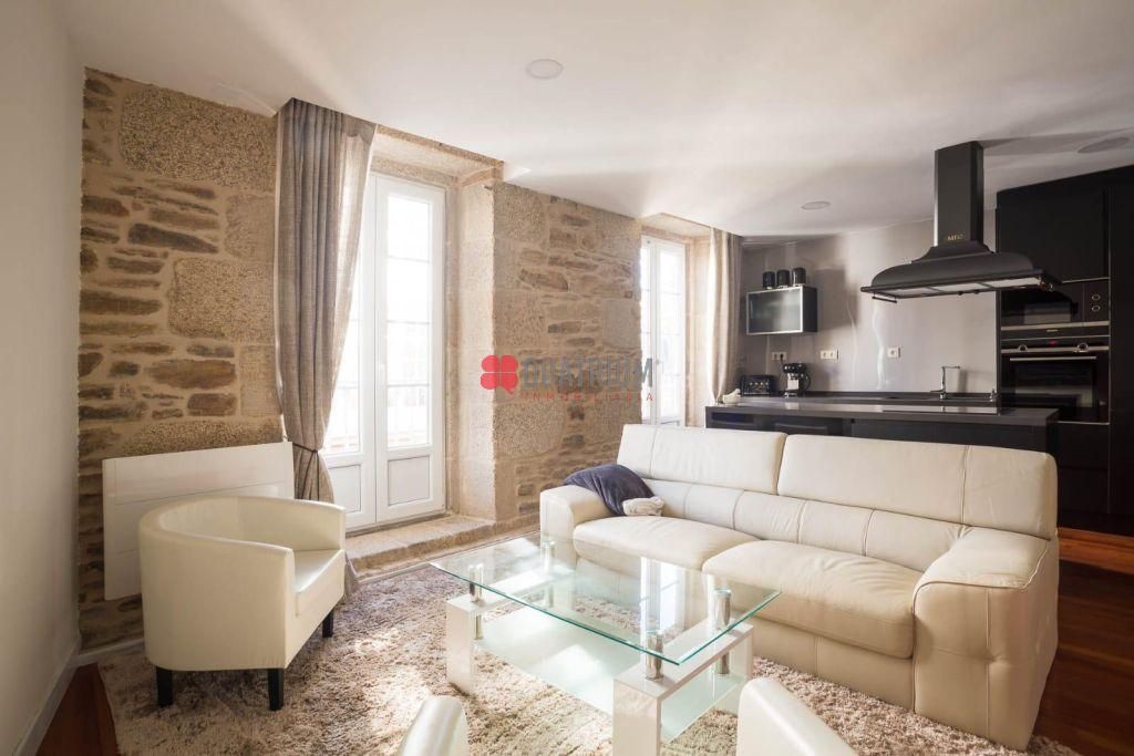 Living room of Flat for sale in Santiago de Compostela   with Heating and Balcony