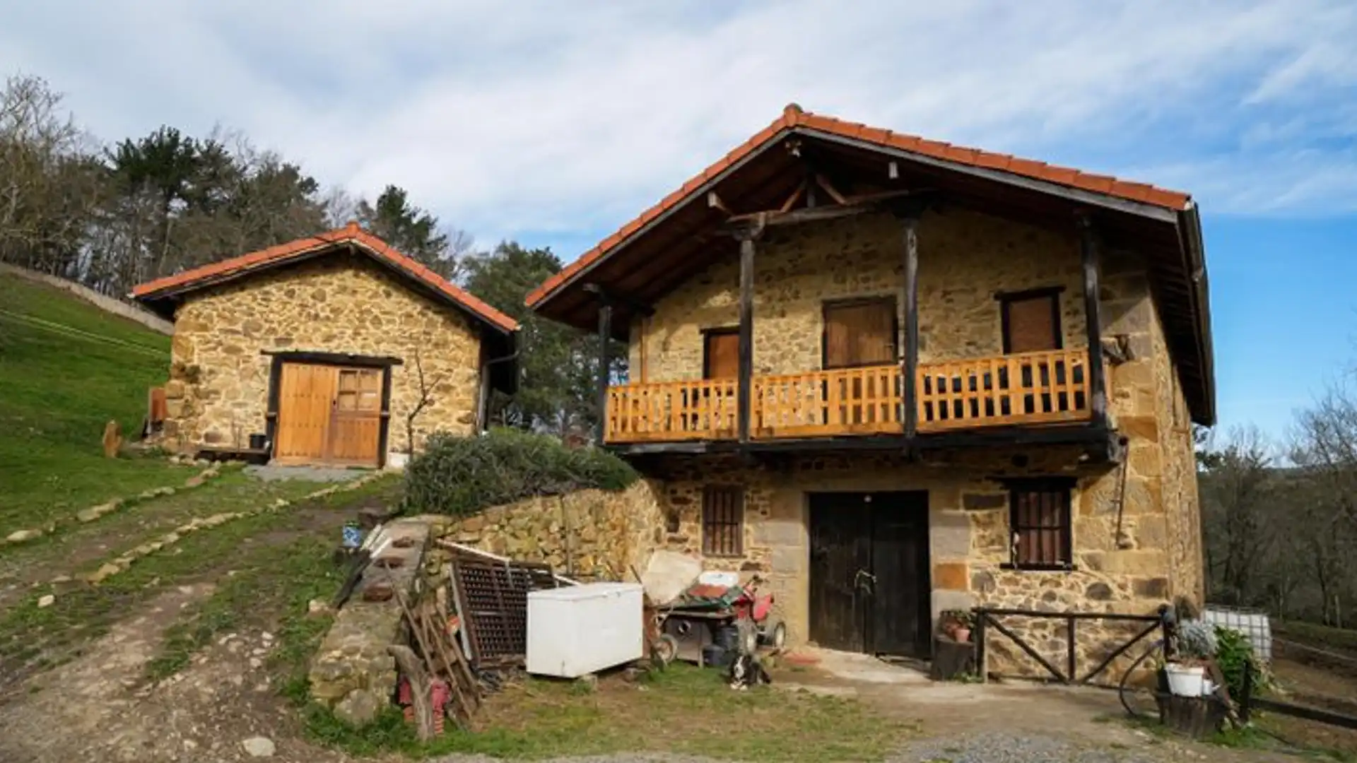 Vista exterior de Casa o chalet en venta en Karrantza Harana / Valle de Carranza con Jardín privado, Terraza y Trastero