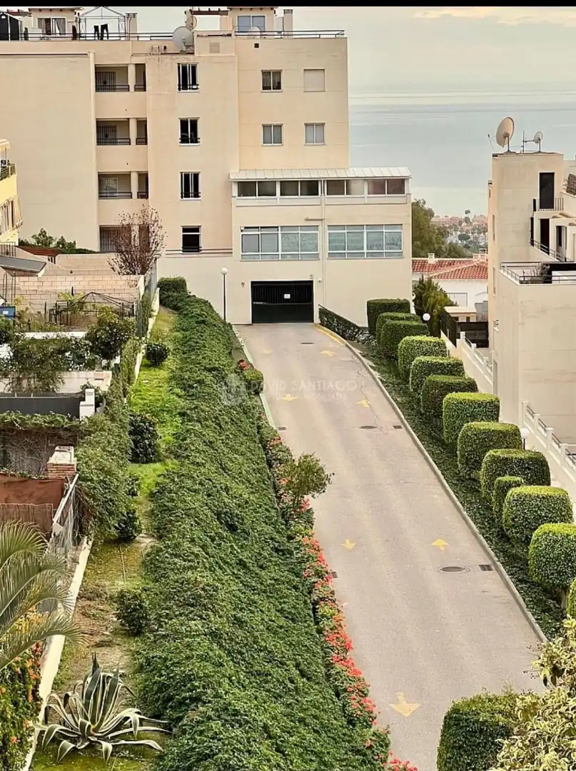 Parking de Piso en venta en Rincón de la Victoria con Aire acondicionado, Terraza y Trastero