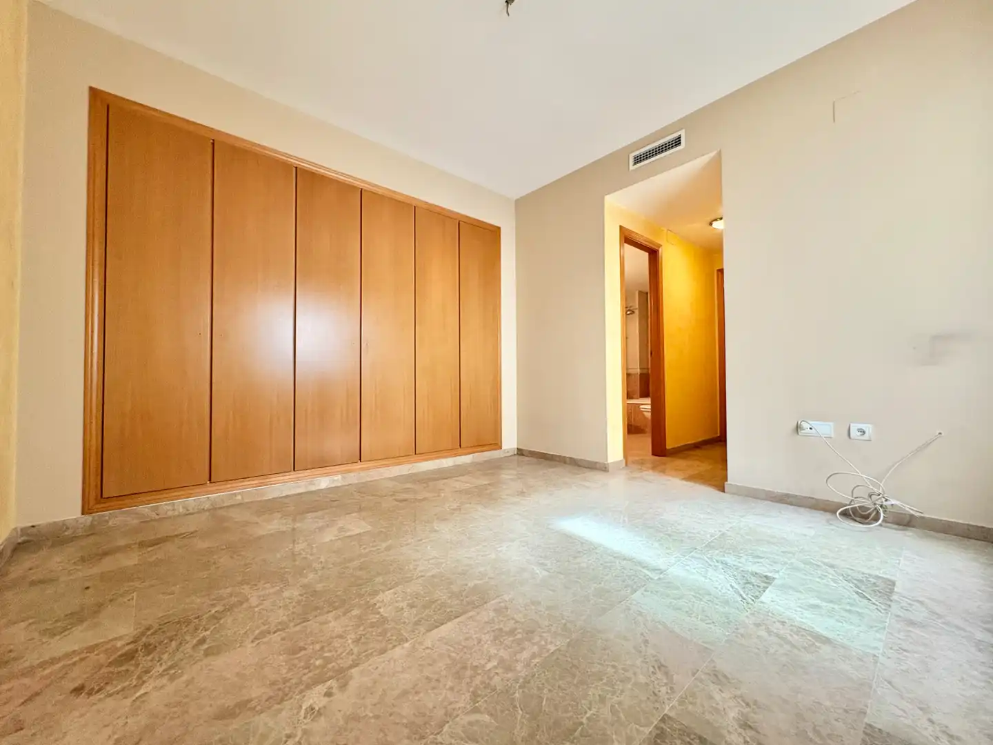 Flat for sale in Alfafar  with Oven