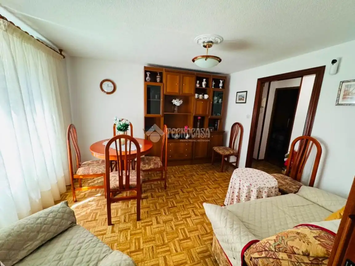 Living room of Flat for sale in Madrid