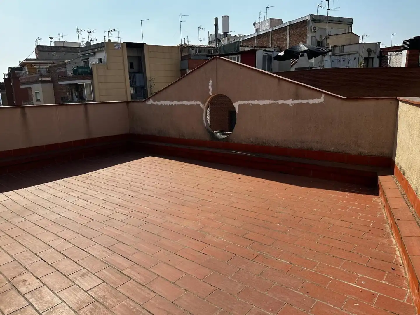 Terrassa de Edifici en venda en Barcelona