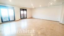 Living room of Attic for sale in Gandia  with Air Conditioner, Heating and Parquet flooring