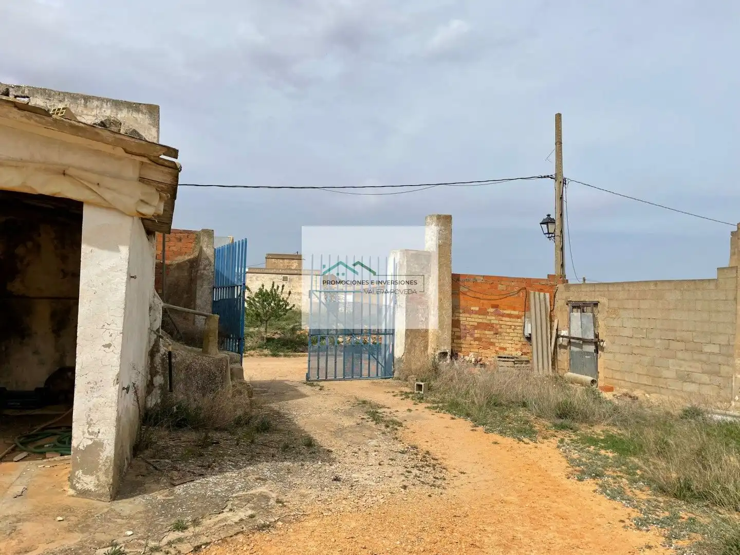 Nave industrial en venta en Villanueva de la Jara