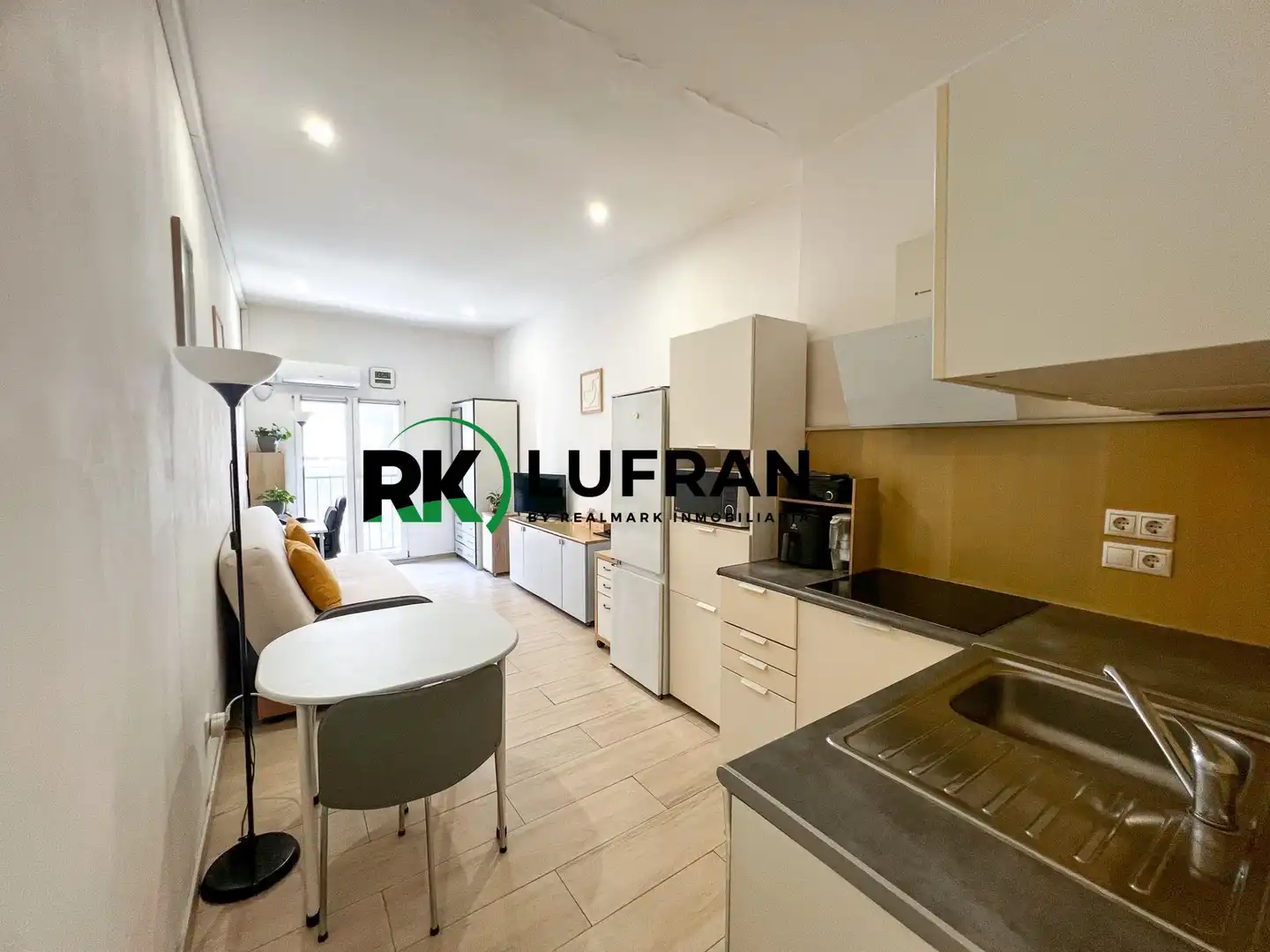 Cocina de Edificio en venta en Alicante / Alacant