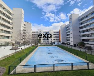 Vista exterior de Pis en venda en  Madrid Capital amb Aire condicionat, Calefacció i Jardí privat