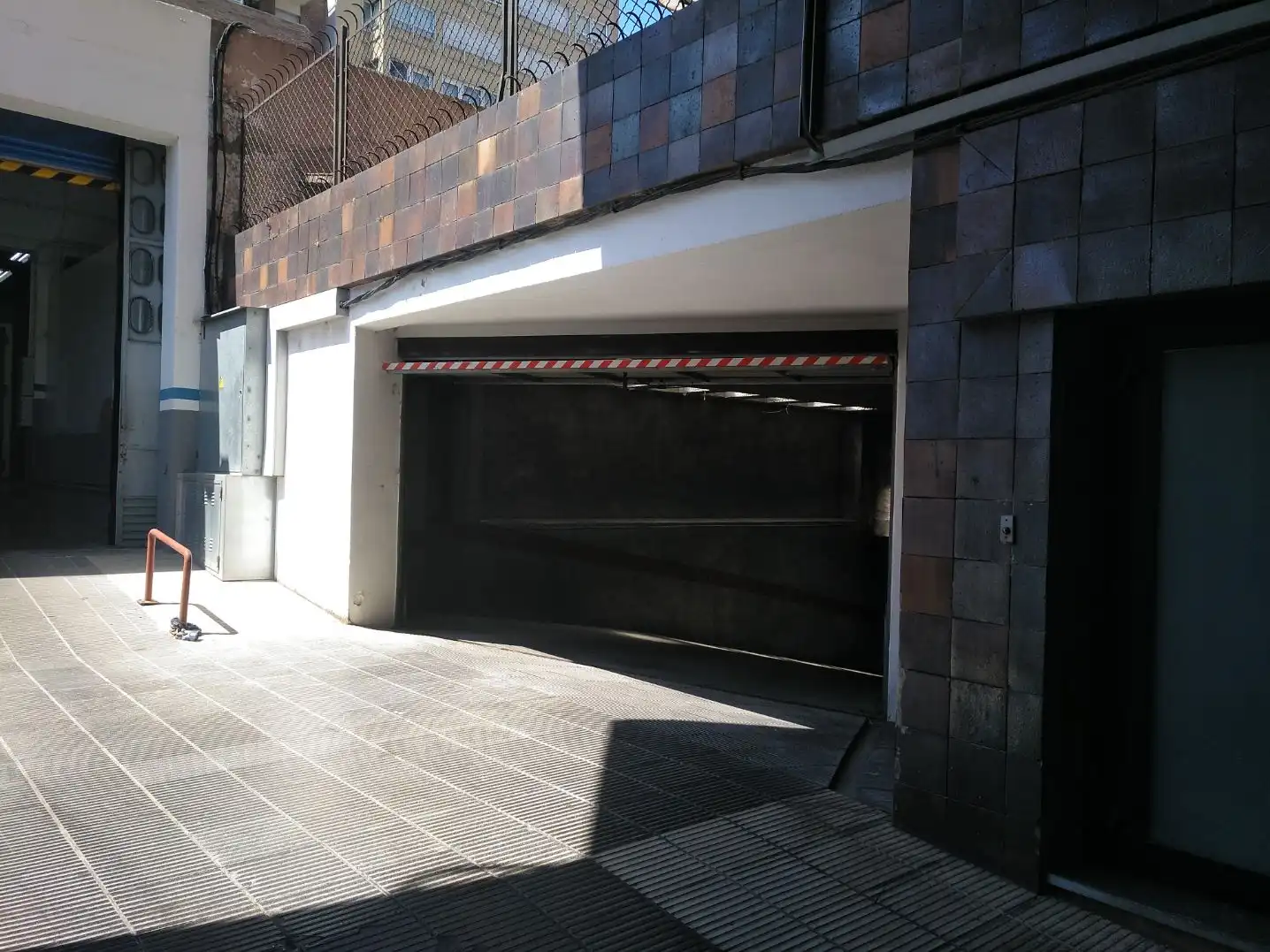 Parking of Garage for rent in Girona