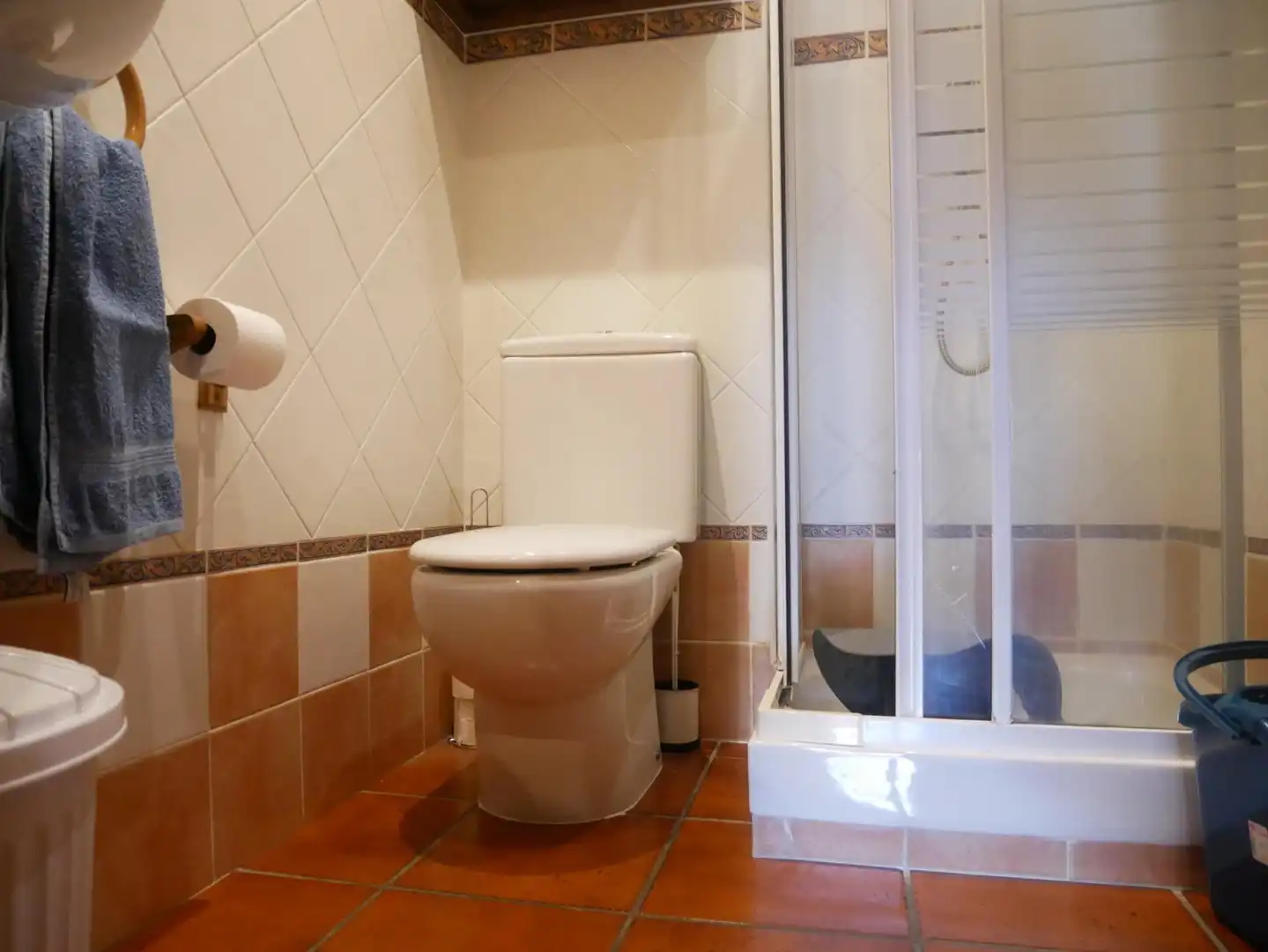 Bany de Casa adosada en venda en Arrankudiaga / Zollo amb Calefacció i Jardí privat