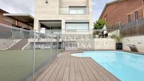 Swimming pool of House or chalet for sale in Viladecans  with Air Conditioner, Heating and Private garden