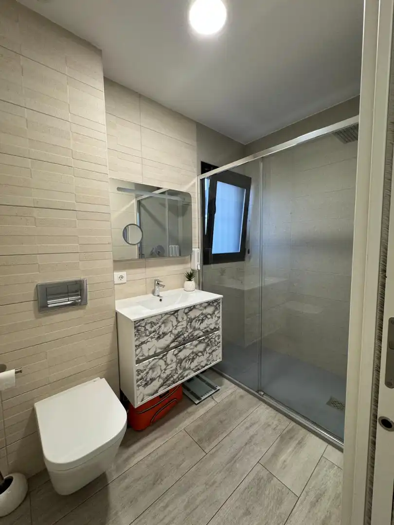 Bathroom of Flat for sale in Elche / Elx  with Terrace and Community pool