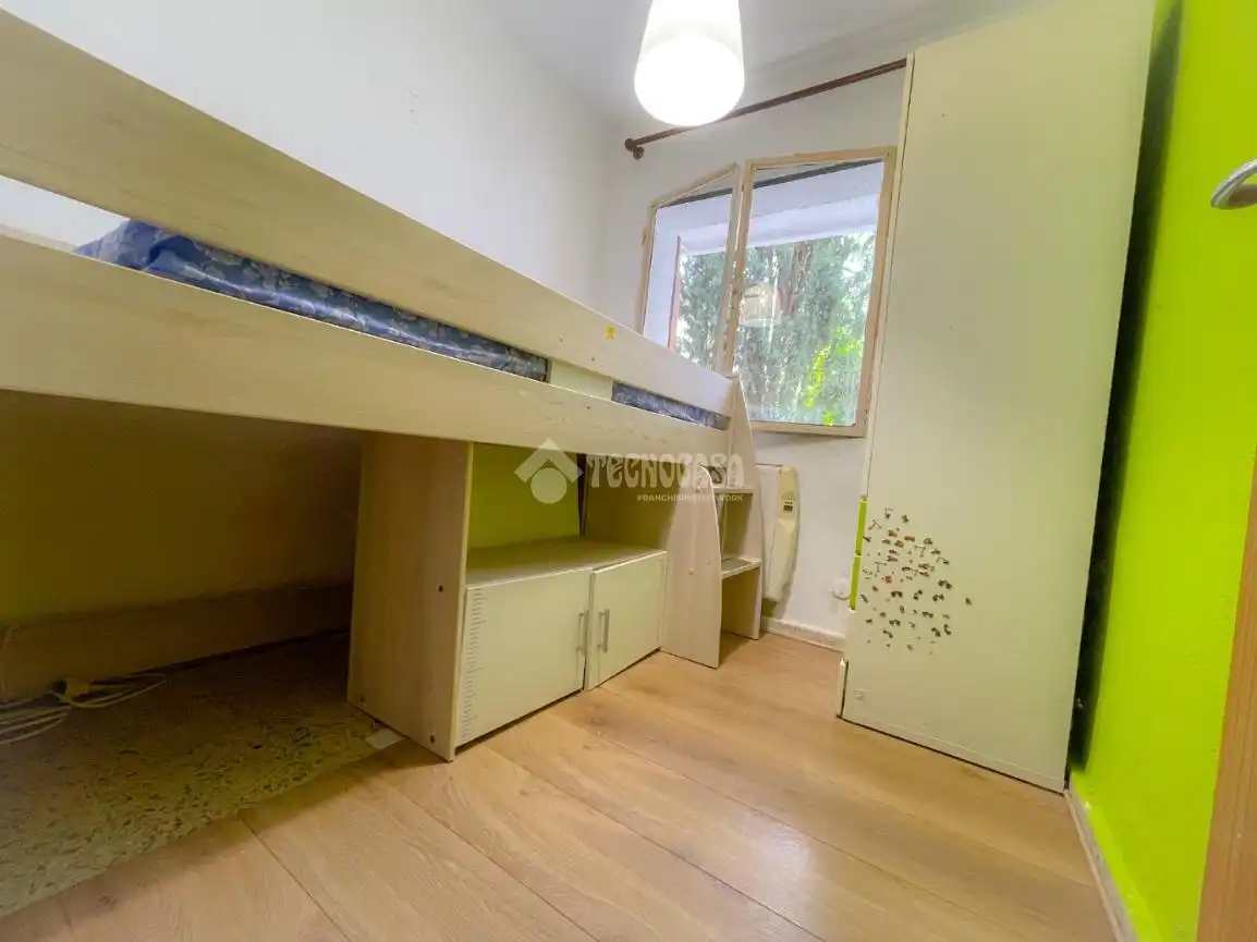Habitación de Piso en venta en Guadarrama con Calefacción, Terraza y Piscina comunitaria