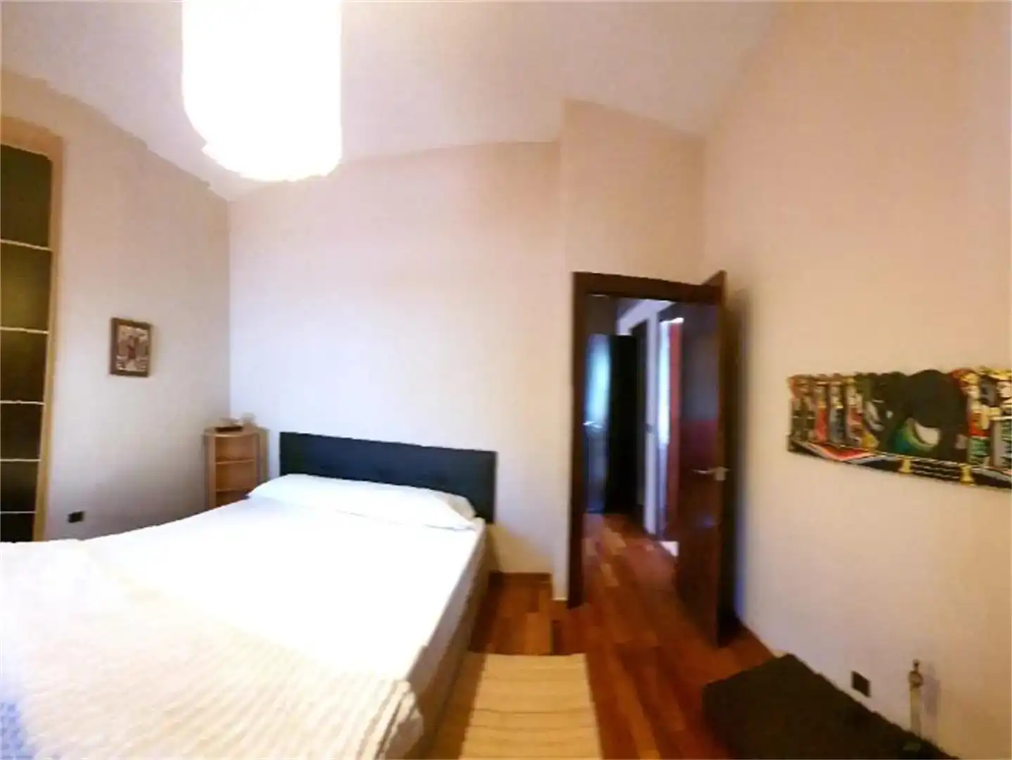 Habitación de Casa o chalet en venta en La Pobla de Vallbona con Aire acondicionado, Piscina y Balcón