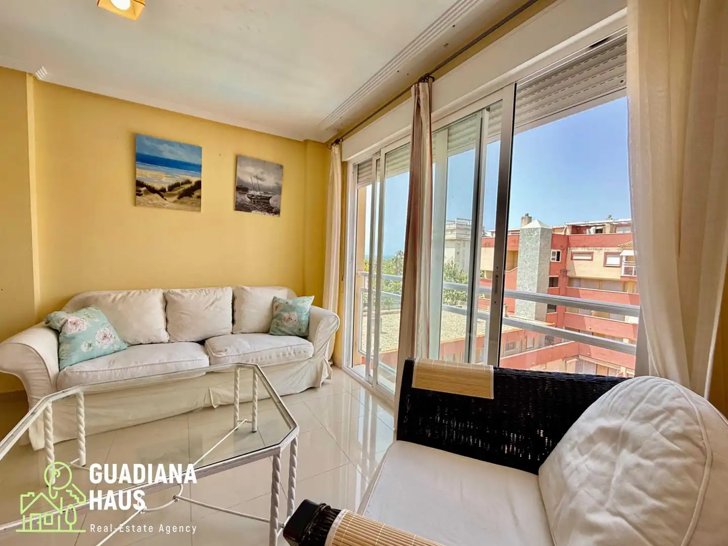 Vista exterior de Apartament en venda en Isla Cristina amb Aire condicionat, Calefacció i Terrassa