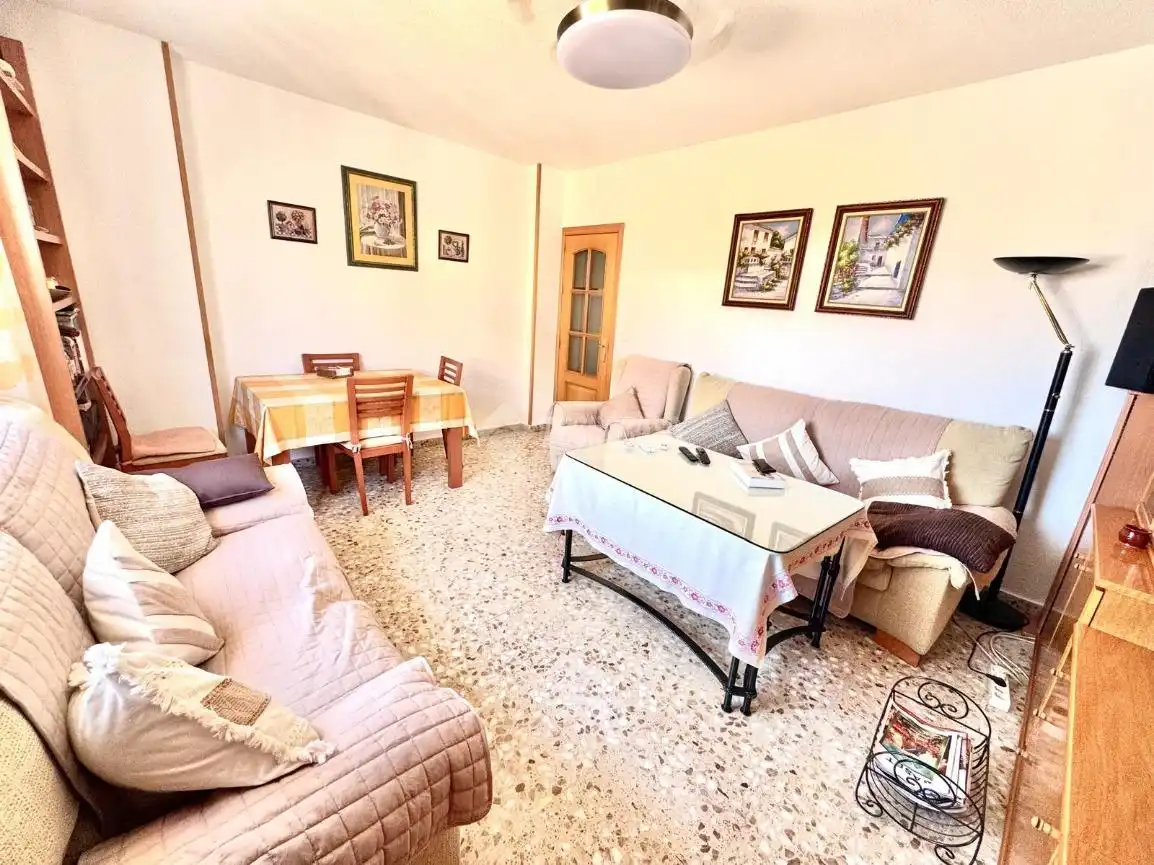 Sala d'estar de Pis en venda en Córdoba amb Aire condicionat, Calefacció i Terrassa