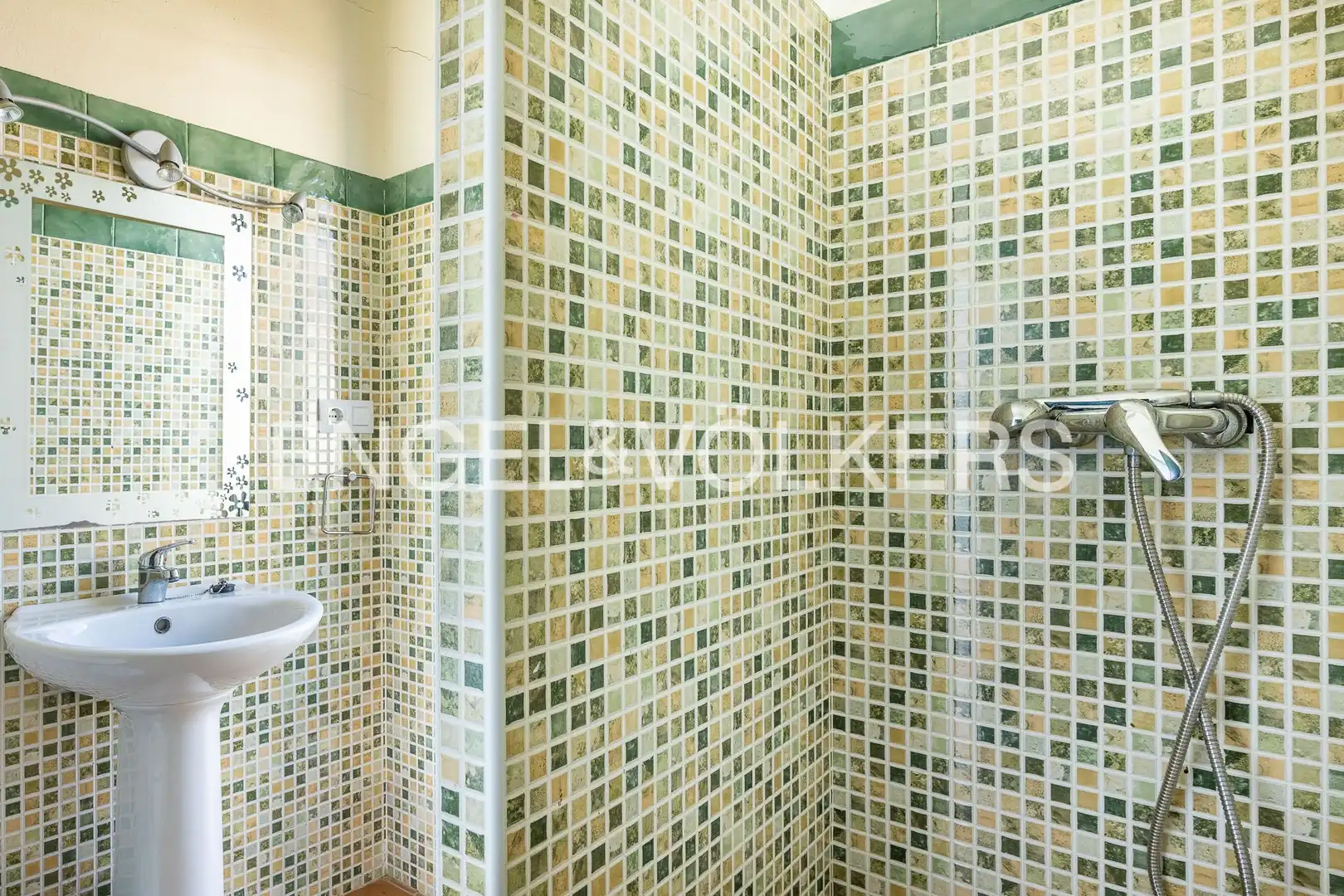 Baño de Casa o chalet en venta en Castilleja del Campo con Aire acondicionado, Calefacción y Jardín privado
