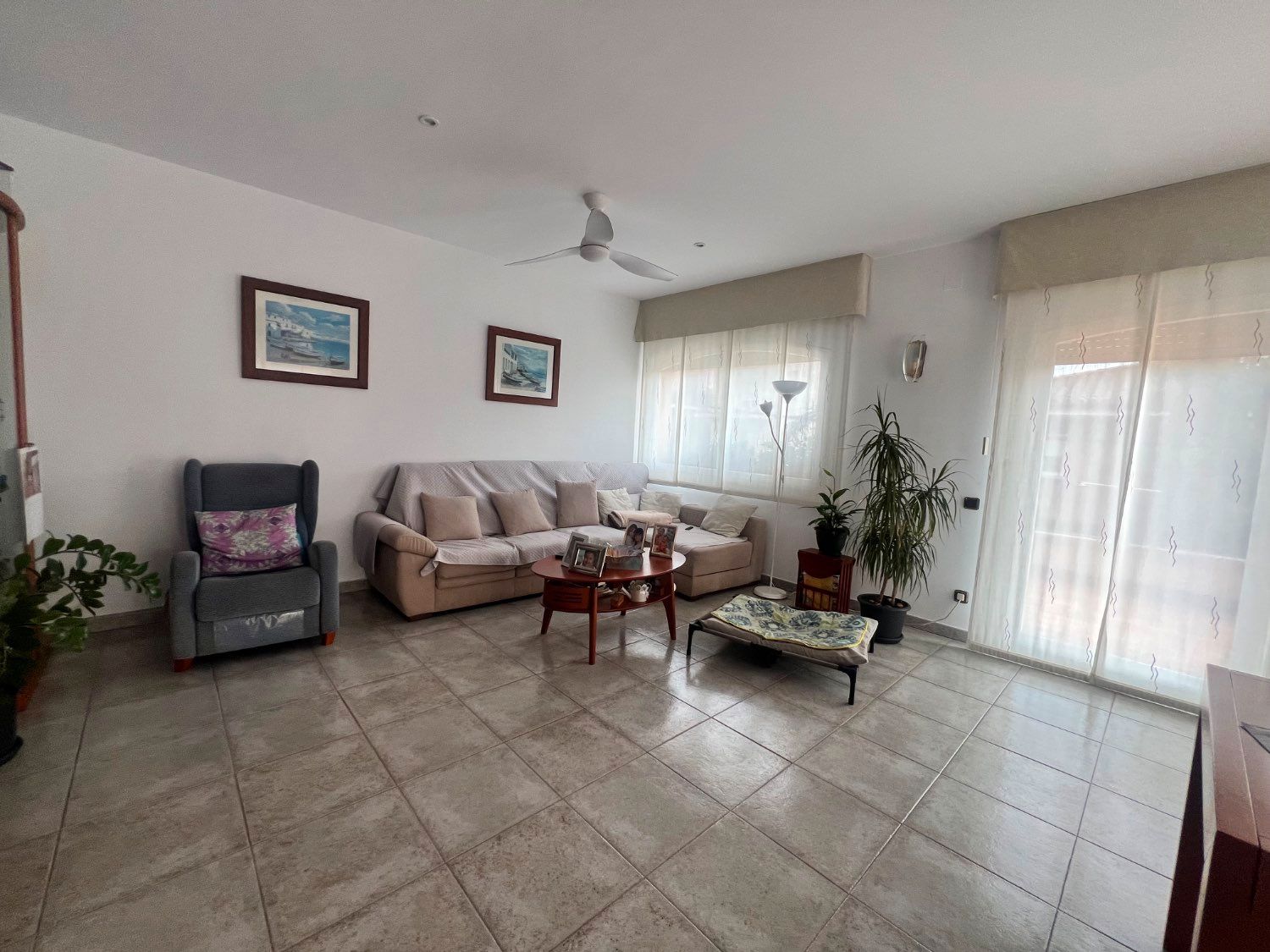 Sala de estar de Casa o chalet en venta en Riells i Viabrea con Terraza y Trastero