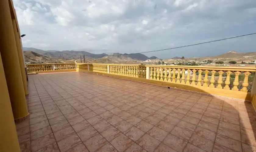 Terrasse von Haus oder Chalet zum Verkauf in Carboneras mit Klimaanlage, Heizung und Privatgarten