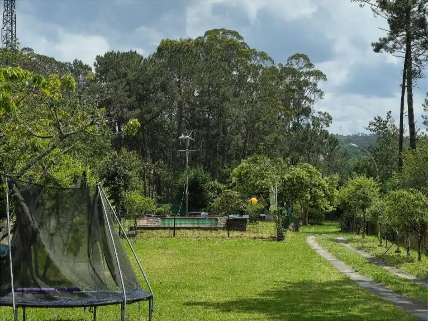 Jardín de Planta baja en venta en Nigrán con Jardín privado, Trastero y Piscina