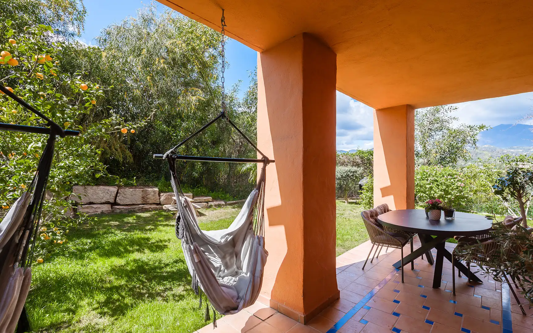 Garten von Erdgeschoss zum Verkauf in Benahavís mit Klimaanlage, Privatgarten und Terrasse
