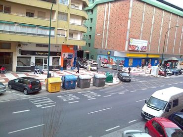Locale commerciale in vendita a Calle Héroe de Sostoa