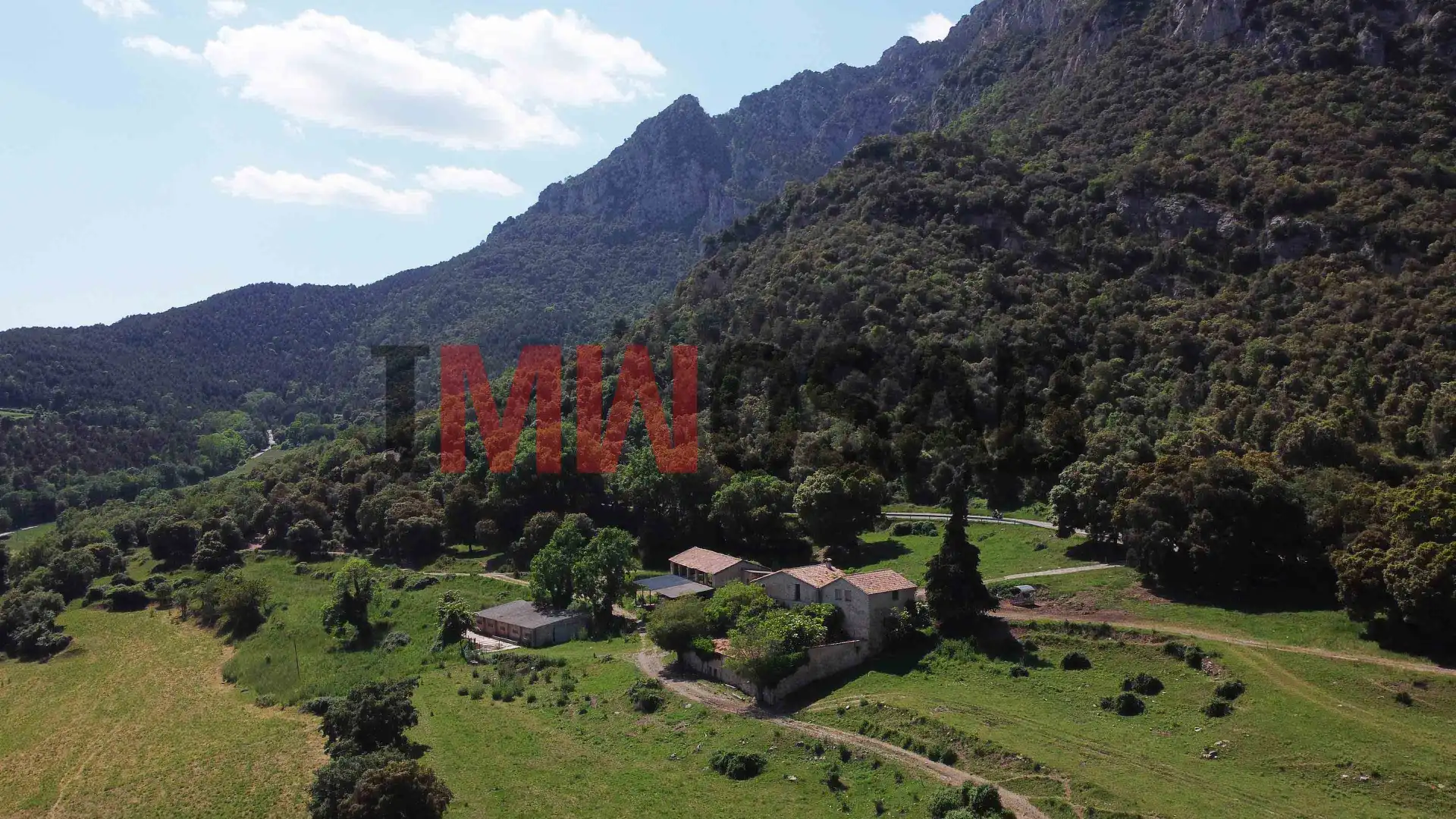 Country house zum Verkauf in Berga