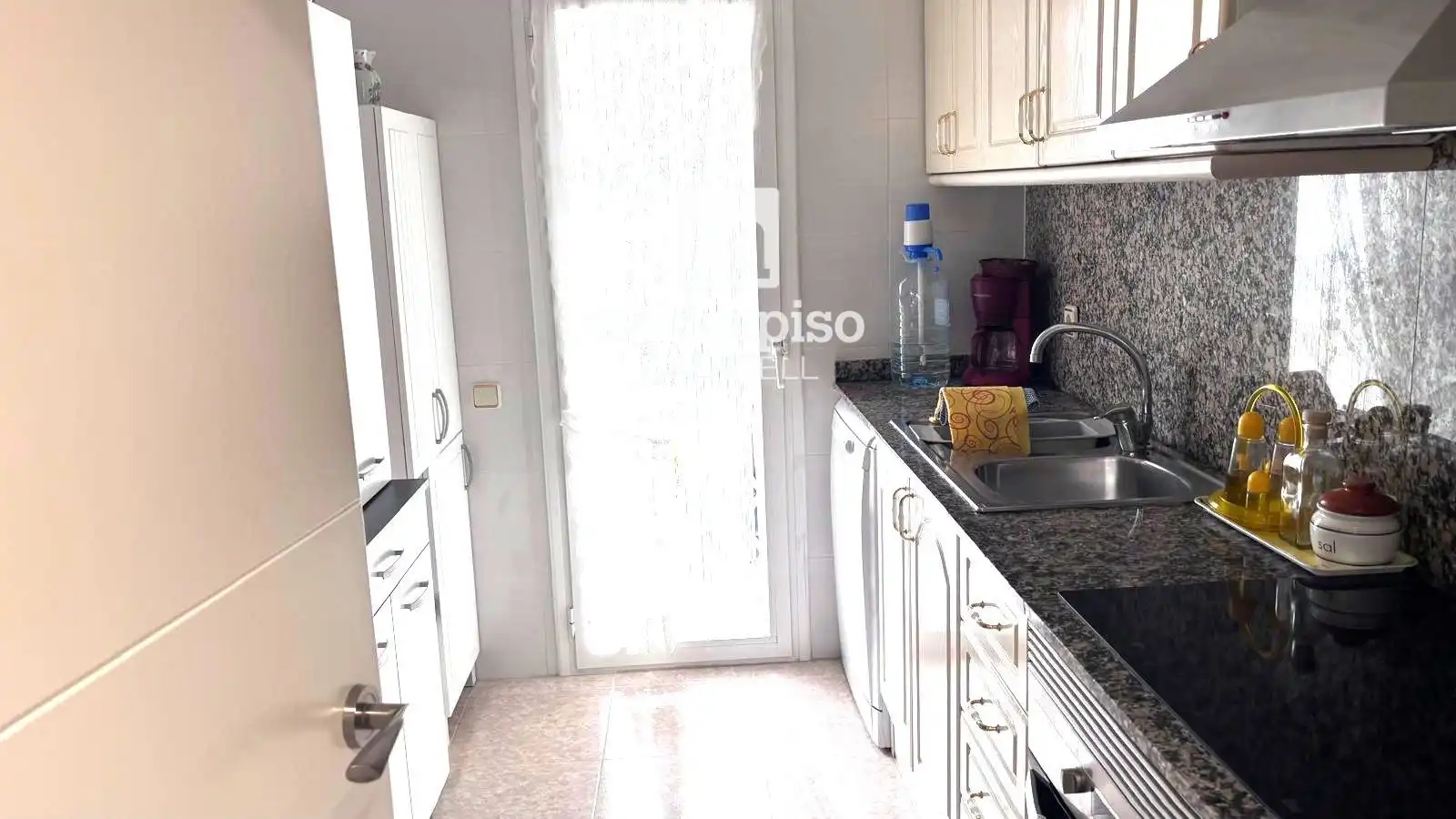 Cocina de Ático en venta en Nucli Antic