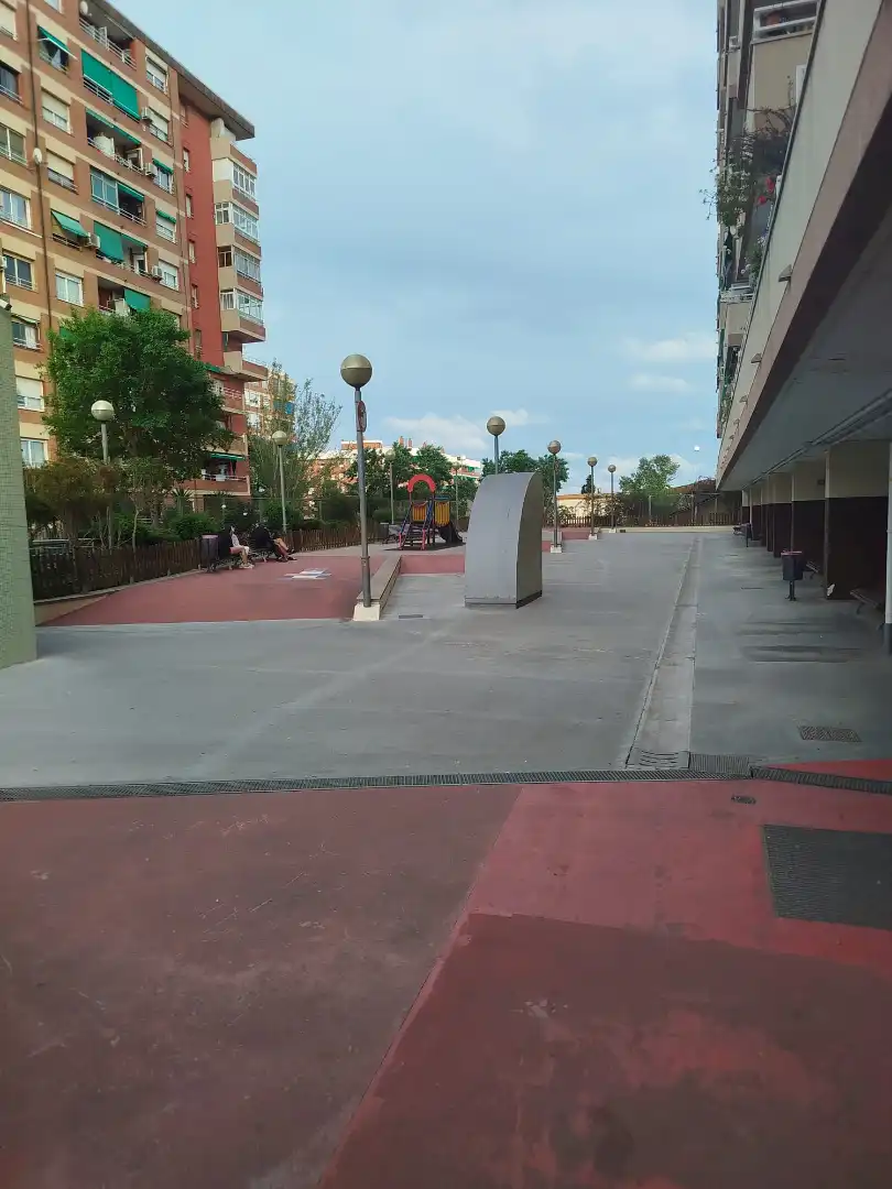 Vista exterior de Piso en venta en Badalona con Aire acondicionado, Amueblado y Horno