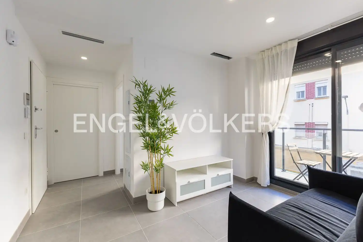 Living room of Flat for rent in Massanassa  with Air Conditioner, Heating and Storage room