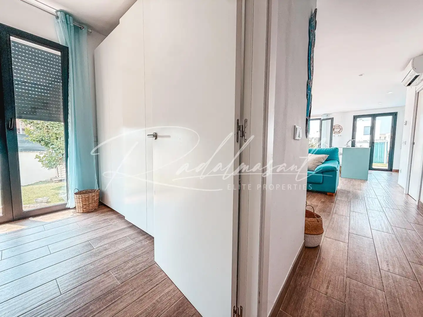 Habitación de Casa adosada en venta en Cambrils con Calefacción, Jardín privado y Terraza