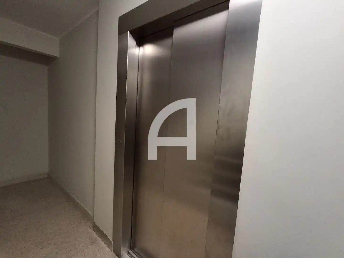 Flat for sale in Vigo   with Storage room