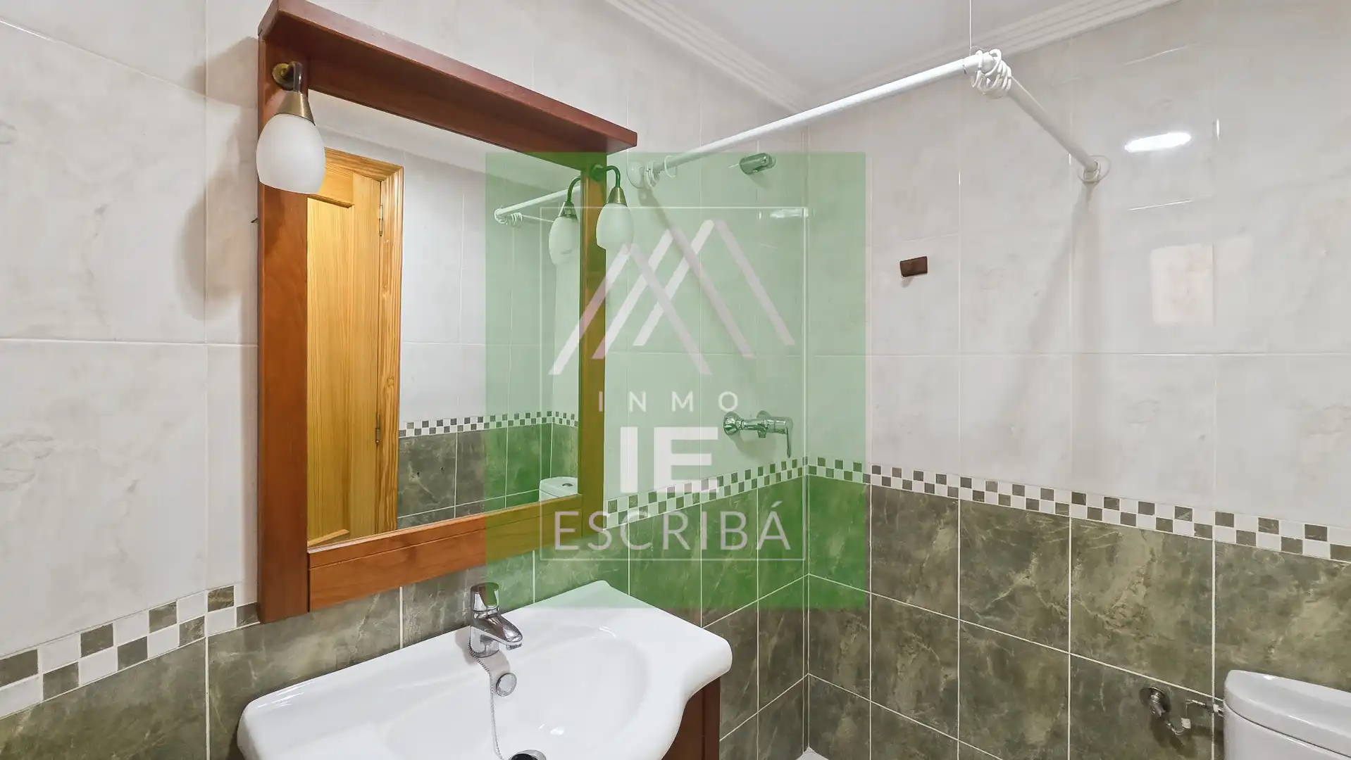 Bathroom of Flat for sale in Catadau  with Air Conditioner and Terrace