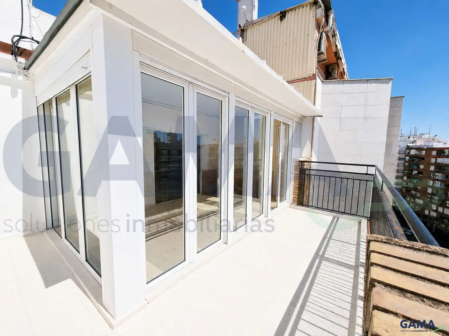 Terraza de Ático en venta en Alzira con Aire acondicionado