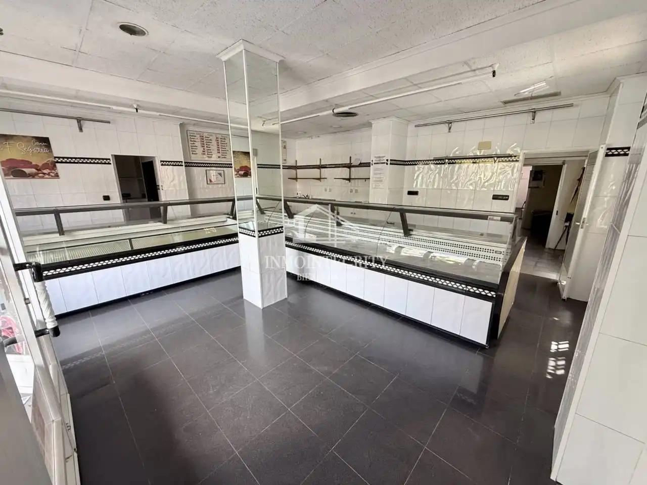 Local en venta en Castellón de la Plana / Castelló de la Plana con Aire acondicionado