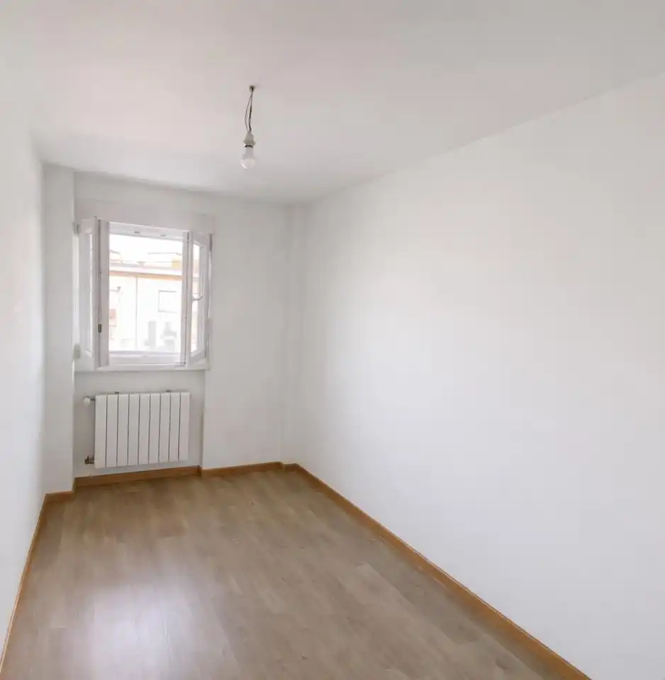 Habitación de Piso en venta en  Madrid Capital con Aire acondicionado y Calefacción