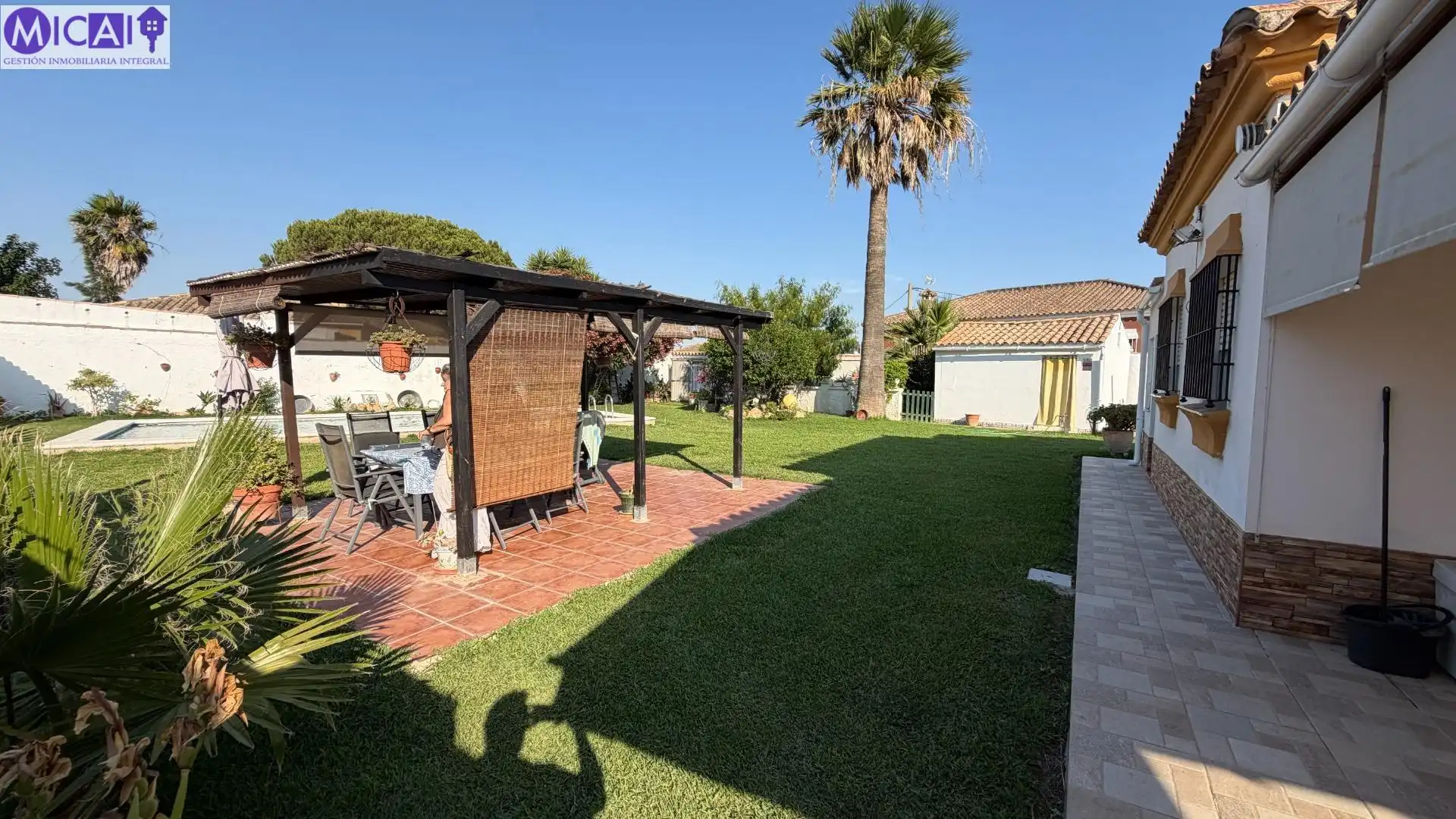 Jardí de Casa o xalet en venda en Chiclana de la Frontera amb Jardí privat, Traster i Piscina