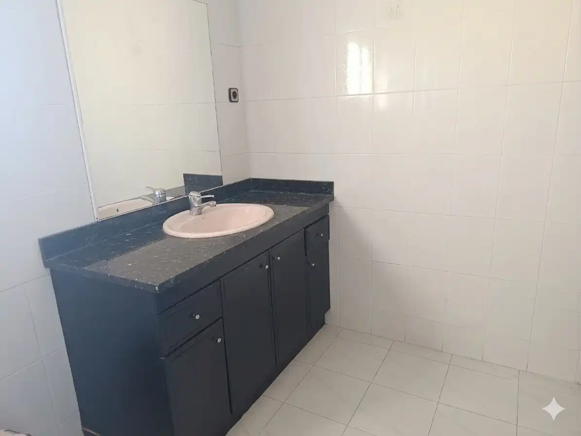 Baño de Casa o chalet en venta en Vilanova i la Geltrú con Calefacción, Terraza y Trastero