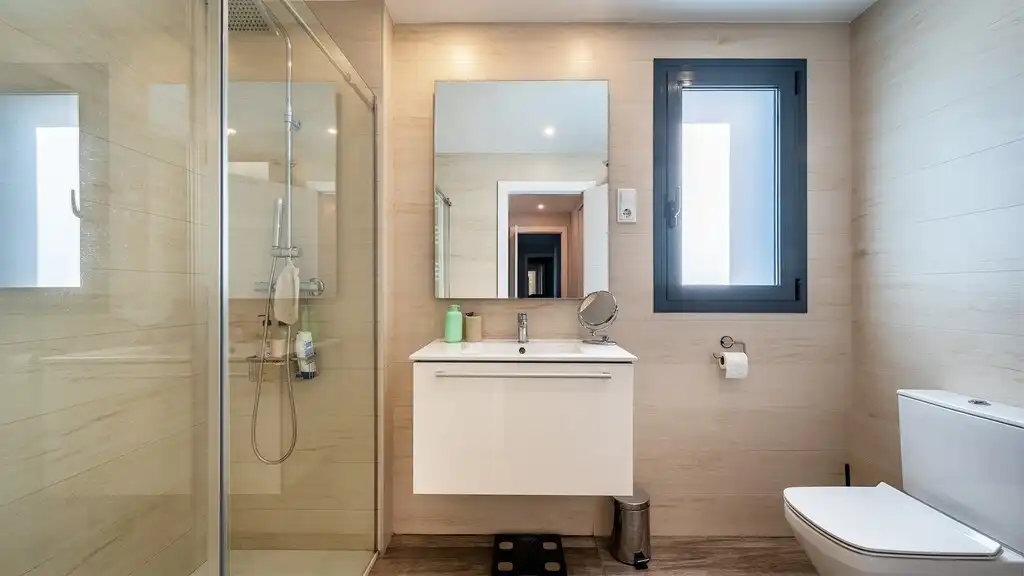 Baño de Ático de alquiler en  Palma de Mallorca con Aire acondicionado, Calefacción y Terraza