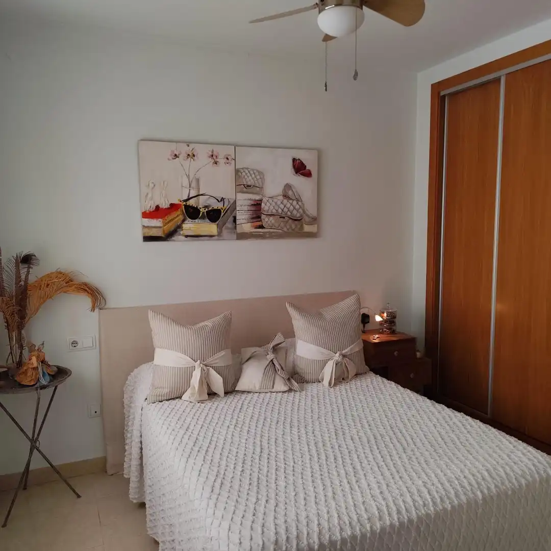 Habitación de Ático en venta en San Pedro del Pinatar con Calefacción, Terraza y Trastero