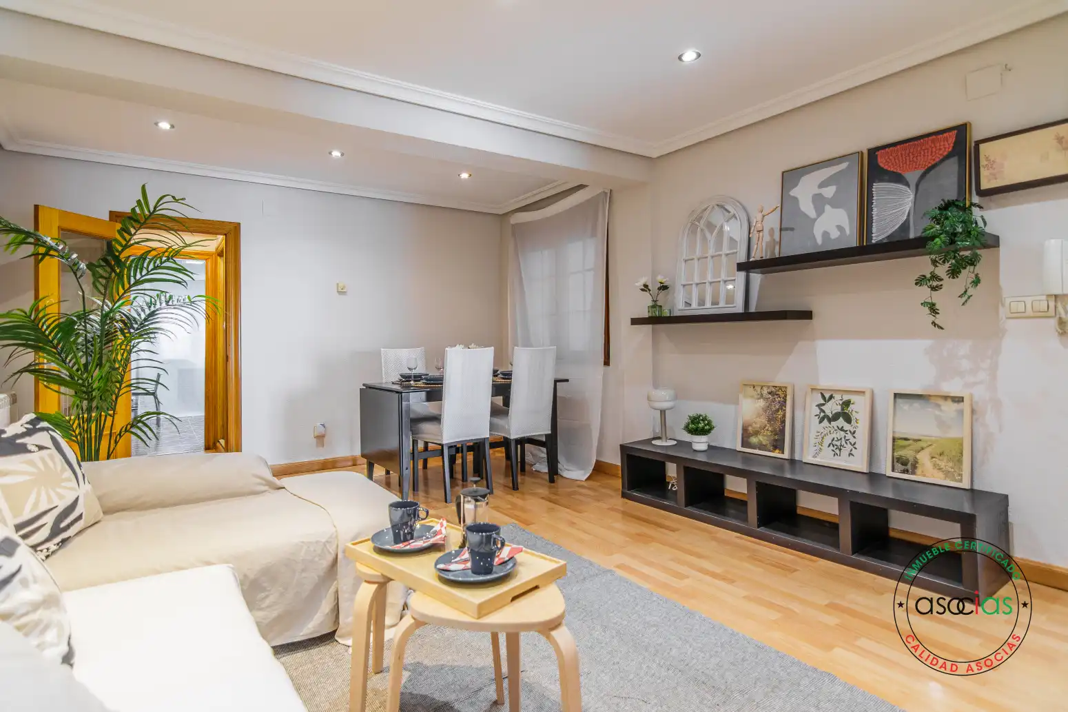 Sala d'estar de Pis en venda en Gijón  amb Calefacció i Parquet