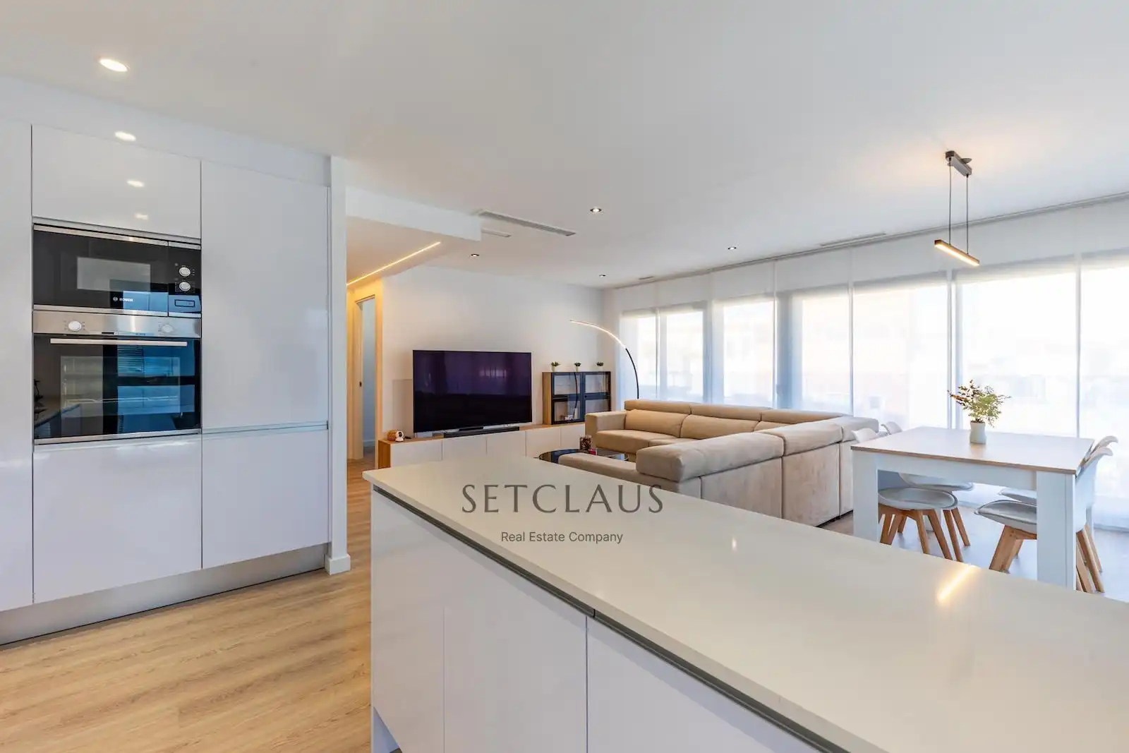 Living room of Flat for sale in El Masnou  with Air Conditioner, Heating and Terrace