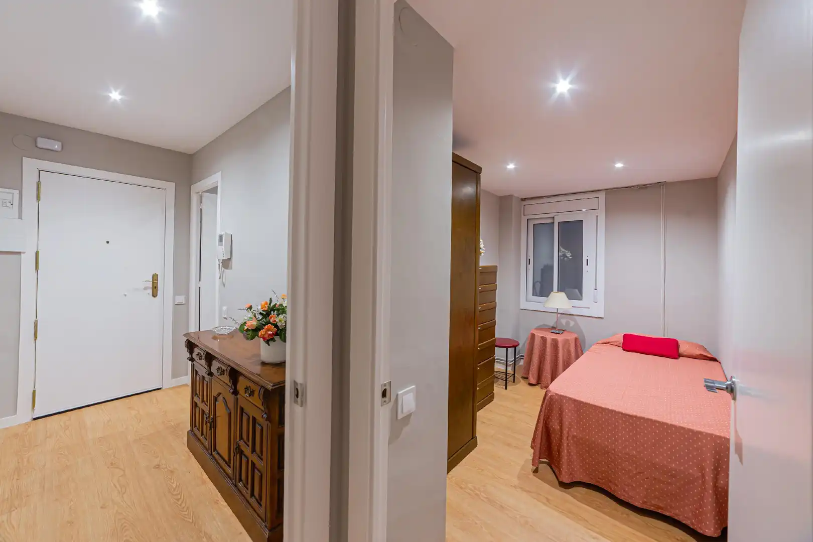 Habitación de Apartamento en venta en Barcelona con Calefacción y Parquet