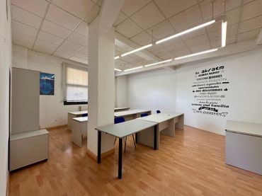 Business premises to rent in Centro