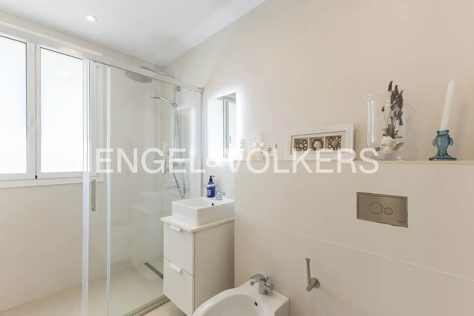 Bathroom of Houses for sale in Castelldefels  with Heating, Private garden and Terrace