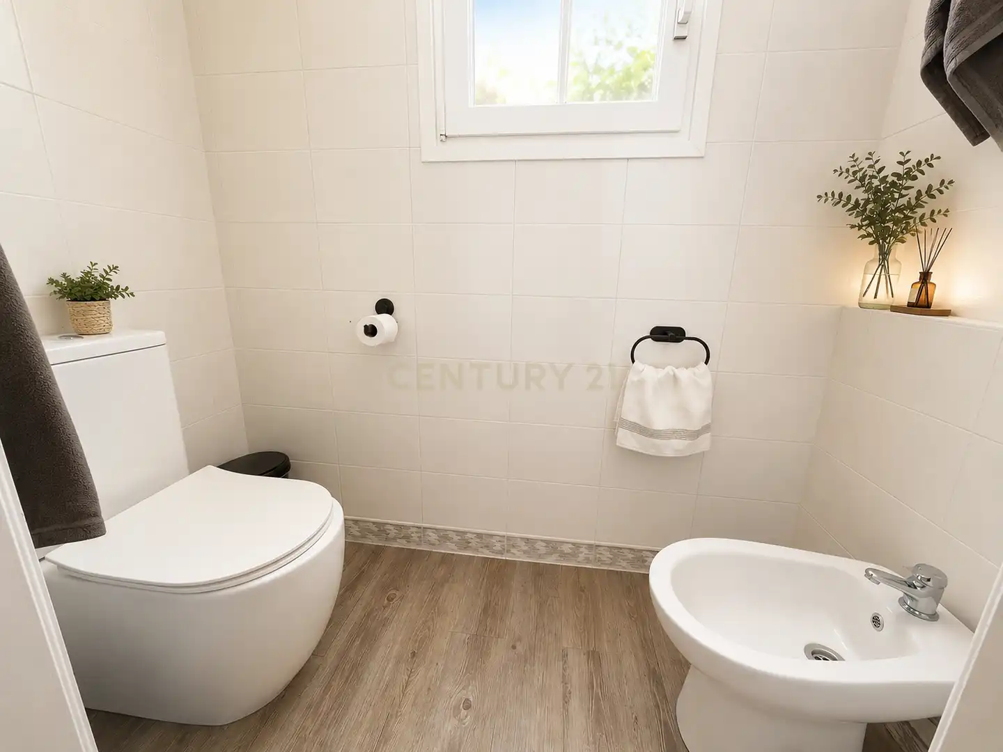 Bany de Casa o xalet en venda en Alhaurín de la Torre amb Aire condicionat, Jardí privat i Traster